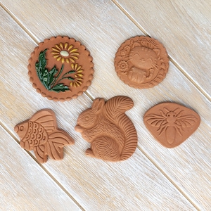 Ceramic Terracotta Brown Sugar Saver Kitchen Gift Cooking Baking Fish Cat Bee Cute