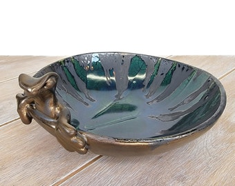 Frog Leaf bowl Jewelry Dish Tray Green Gold Antique Toad Metallic Brass