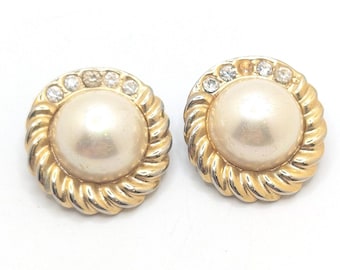 Vintage 1980s Faux Pearl Round Clip On Earrings Rhinestone Classy Minimal Chunky Costume Jewelry Gift For Her Wedding Bridal Bridesmaid