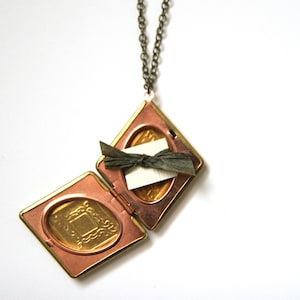 Vintage Diamond Locket Necklace | Personalized Locket | Golden Brass Locket | Bridesmaid Gift | Bridesmaid Locket Necklaces | Secret Message