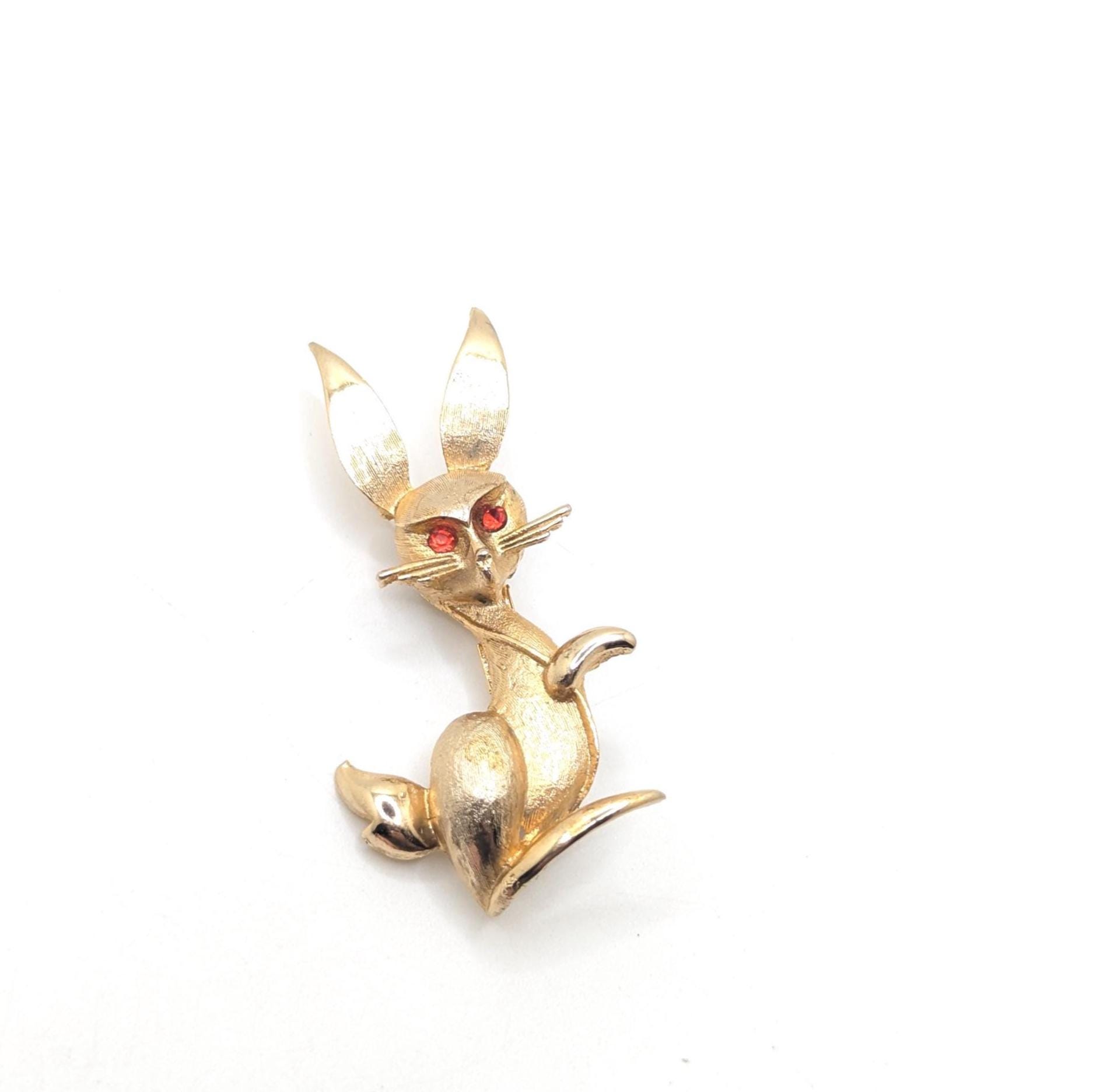 Vintage Red Eye Gold Bunny Rabbit Brooch Lapel Pin Creepy Easter Cute Halloween Statement Scatter Pins Spring Summer Cute Bunnies Costume