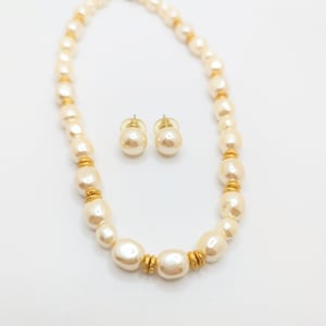 Vintage Faux Perle Halskette Ohrring Passende Set Gold Ton Perlen Perlen Geschenk für ihre Hochzeit Brautschmuck Brautjungfer vorhanden Fancy