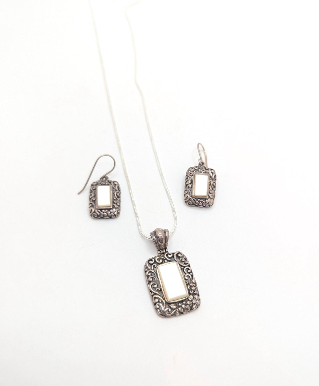 Vintage SK Sterling Silver 925 Mother of Pearl Filigree Necklace Drop ...