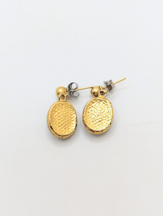 Vintage Gold Tone Jade Chip Stud Dangle Earrings … - image 3