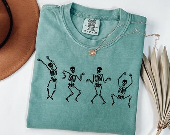 Jolie chemise squelette dansante Comfort Colors® : t-shirt d'Halloween pour femme