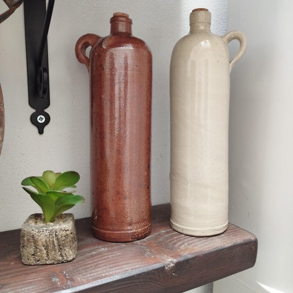 第一次世界大戦のアンティーク陶器ボトル 2 個、1900 年代初頭の