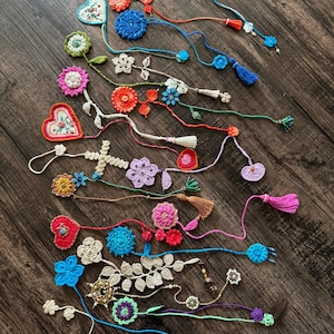 Handmade Crochet Bookmark | Floral & Heart Bookmark | Unique Gift for Book Lovers | Handmade Lace Bookmark | Delicate and Elegant Design