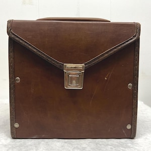1970s Chocolate Brown Vegan Leather 45 RPM 7 Inch Vinyl Record Tote Carrying Case