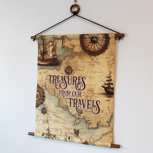Présentoir à épingles pour carte d'aventure à accrocher au mur - Bannière à épingles Trésors de nos voyages | Présentoir mural décoratif pour épingles |