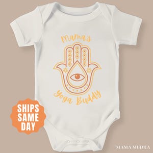 Mamas Yoga Buddy BABY BODYSUIT, Meditation Baby Shirt, Yoga Baby Gift, Mindful Toddler Clothes, Yogi Mom Baby Shower, Mom Yoga Onesie®