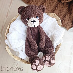 BEAR LOVEY Crochet bear lovey Woodland nursery decor Newborn gift Snuggler toy Baby shower gift Cuddle toy Baby lovey blanket