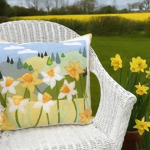 PDF Daffodil Meadow cushion cover patchwork and applique sewing pattern