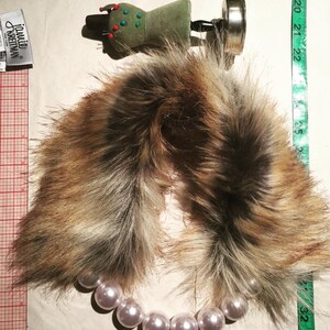 Faux Fur Pearl Collar Necklace, Vegan Fur Pearl Scarf, Fake Fur Pearl Accessory, Glamour Scarf, Valentines Day Gift image 5