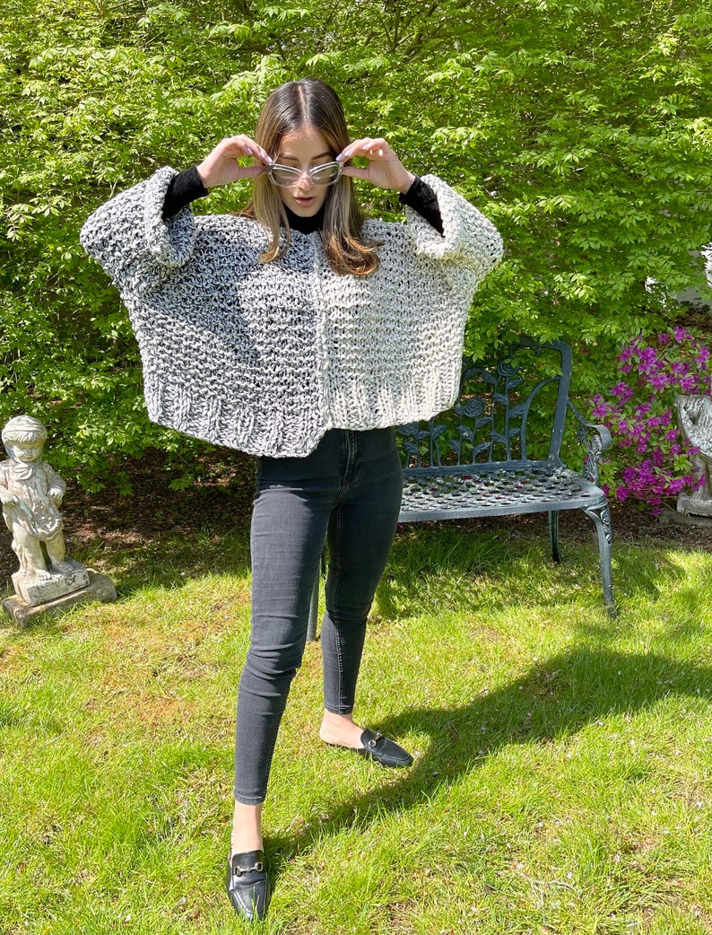 Split Decision Sweater Knitting Pattern, Craft Core Crop top knitting pattern, chunky knit spring sweater pattern, Instant Digital Download 画像 4