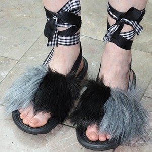 Faux Fur Slide Sandal with Ballerina Ties Bild 5