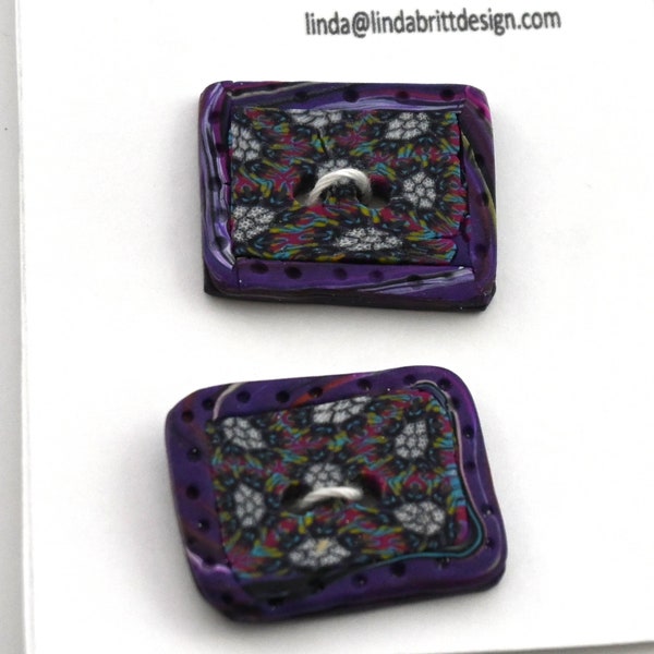 2 Field of Flowers Buttons