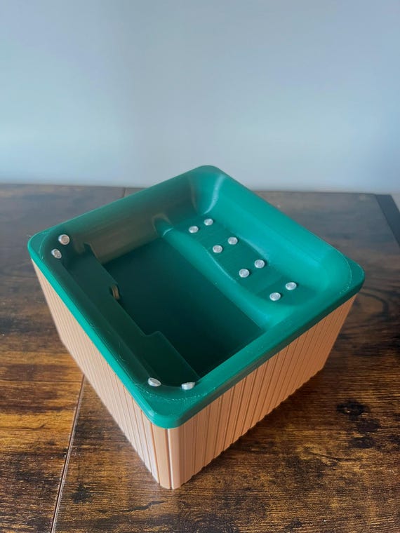 Hot Tub Valet and Organizer