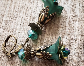 Victorian Lucite Flower Earrings Dark Green Tulips Swarovsky Birthday Bridesmaids Fairycore Gift Bohemian Fairytale Wedding Vintage Dress