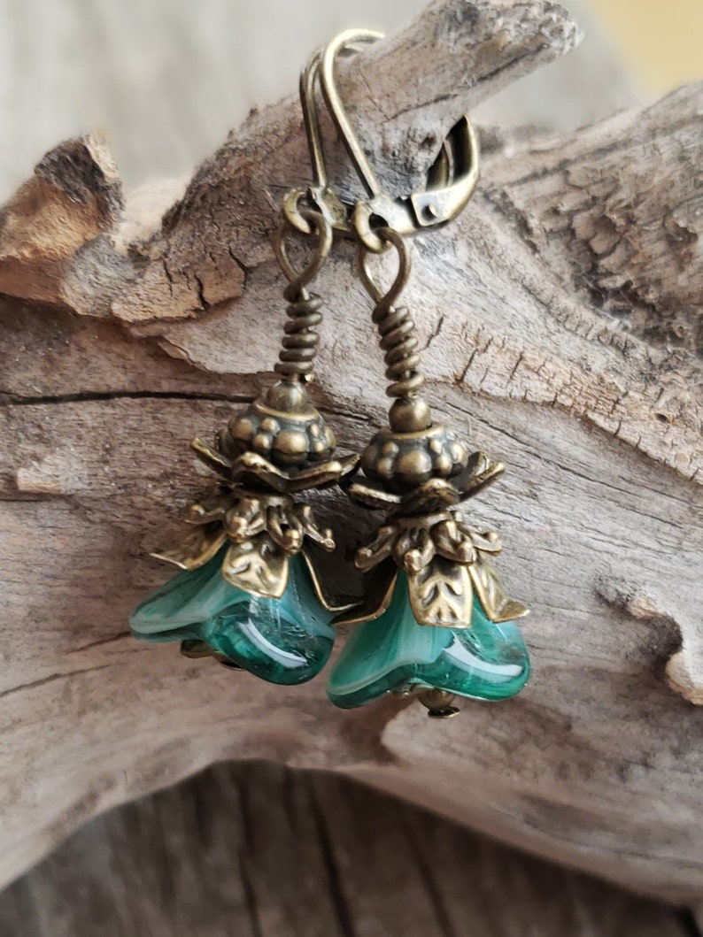 Edwardian Glass Flower Earrings Green Tulips Dangling Birthday Bridesmaids gift Victorian Bohemian Romantic Wedding Vintage Fairycore Dress image 4