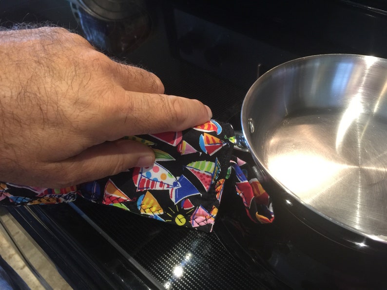 Pot Holder Brand New design Oven Mit Green Oven Mitt White Potholder Christmas Holly Fabric Design New Pot Holders Oven Hot Pad