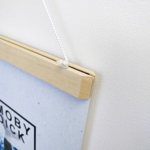 Wooden Poster Hanger - Magnetic