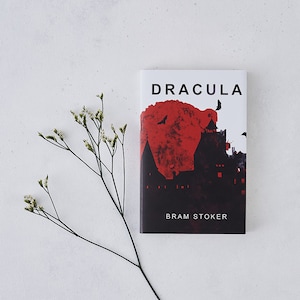 Dracula - Bram Stoker - Halloween Book Gift - Book Shelf - Literary Gifts - Literature Fiction - Gothic Gifts