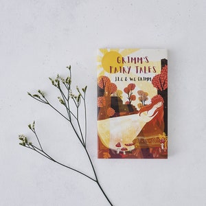 Grimm&#39;s Fairy Tales - Brothers Grimm - Children&#39;s Books -Beautiful Editions of Classic Books - Book With Exclusive Book Cover - Book Gift