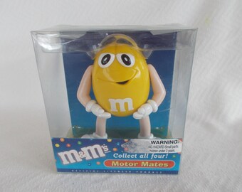 Vintage 2003 Yellow M&Ms Motor Mates New In Box