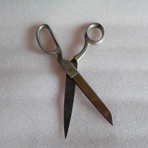 Vintage Henckels  International Scissors // 1