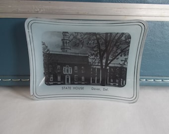 Vintage Small  Glass Dover Delaware State House Small Chip In Corner