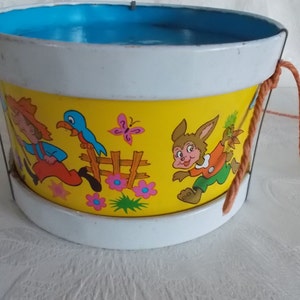 Vintage Metal Ohio Art Drum