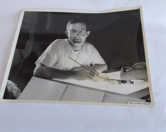 Vintage Black & White  Large 8 x 10 photo Of A Man Drawing Manchester N.H