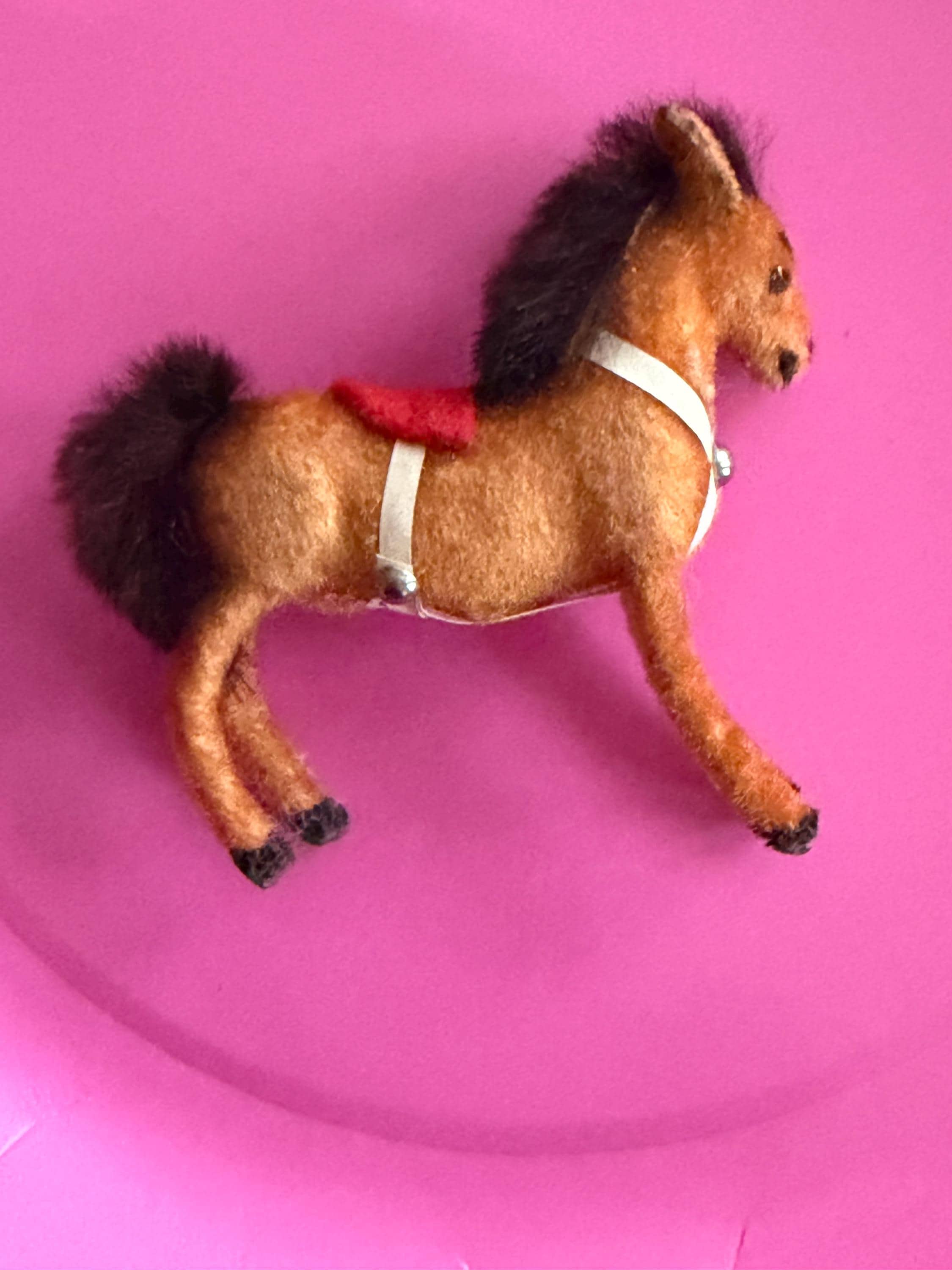 63】西ドイツ ビンテージ Kunstlerschutz ポニー 馬 ミニチュア German Flocked Horse - Etsy