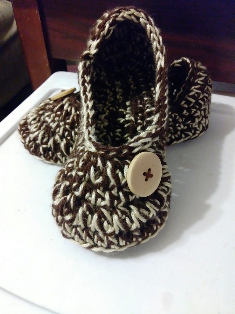 Ladies Slippers, Crochet Slippers, House Shoes, Womens Slippers, Slippers, Booties, Handmade Slippers image 5