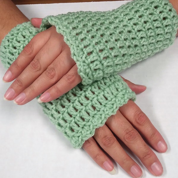 Crochet Fingerless Gloves, Texting Gloves, Gift for Teen, Wrist Warmers, Gloves, Gift for Her,