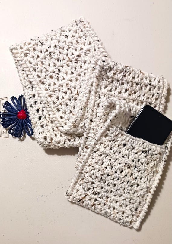 Pocket Scarf, Warm Scarf, Ladies Scarf, Scarf with Pocket, Winter Scarf, Crochet Scarf, Gift Idea for Her