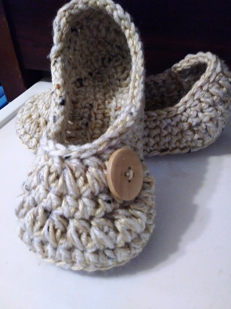 Ladies Slippers, Crochet Slippers, House Shoes, Womens Slippers, Slippers, Booties, Handmade Slippers image 1