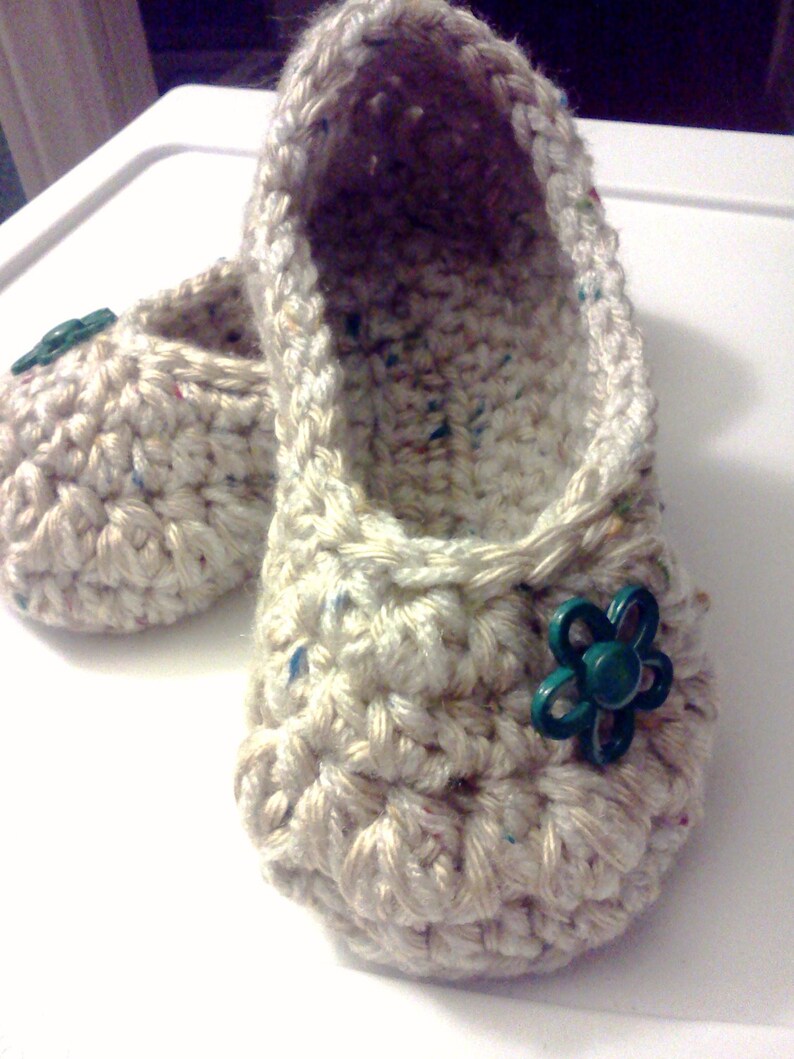 Ladies Slippers, Crochet Slippers, House Shoes, Womens Slippers, Slippers, Booties, Handmade Slippers image 2