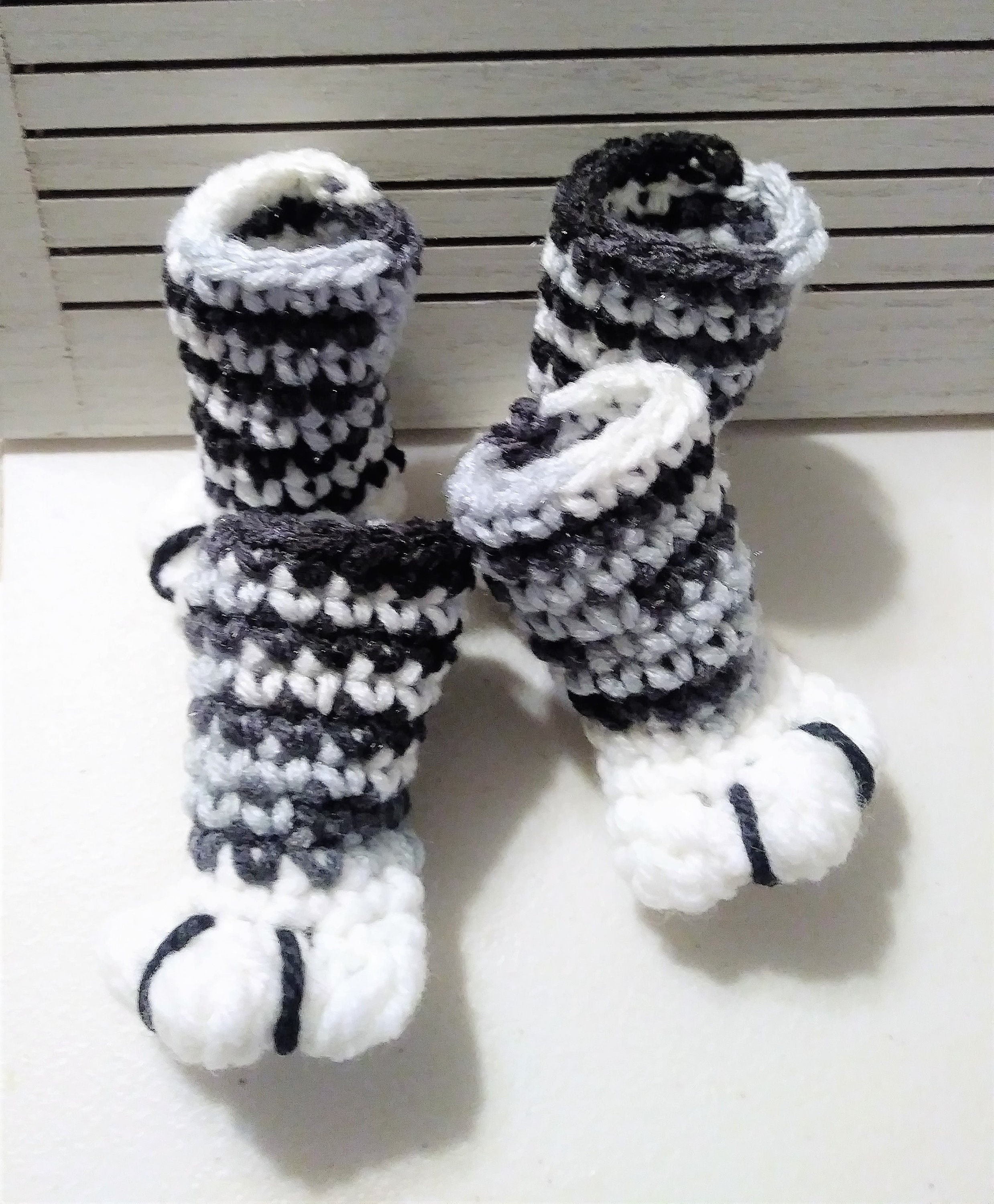 Cat Paw Chair Socks