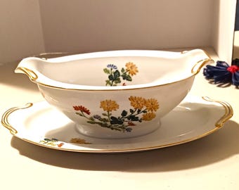 Vintage, Nortake Gravy Boat w/attached Underplate, Sandra Pattern