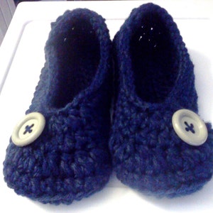 Ladies Slippers, Crochet Slippers, House Shoes, Womens Slippers, Slippers, Booties, Handmade Slippers image 2