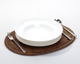 Mantel individual de ratán tejido a mano, plato base ovalado de mimbre, decoración de mesa bohemia natural, 40,6 x 30,5 cm