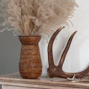 Handwoven Rattan Vase for Pampas Grass, Small Wicker Flower Vase, Boho Rustic Home Decor