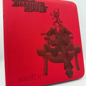 Pokémon S&V Destined Rivals - Carpeta de la Bóveda X de 12 compartimentos "Rojo Fuego"