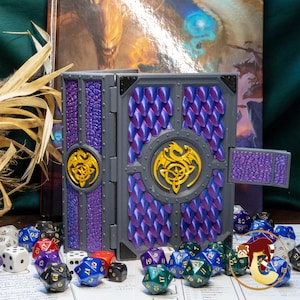 Caixa de Dados Dragon Scale Book - Personalizável! - Hero Dice Vault - Bandeja de Dados - Armazenamento em Miniatura - DND - Caneta e Papel -MTG - TCG