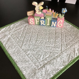 Mesa cuadrada de hortensias imagen 4