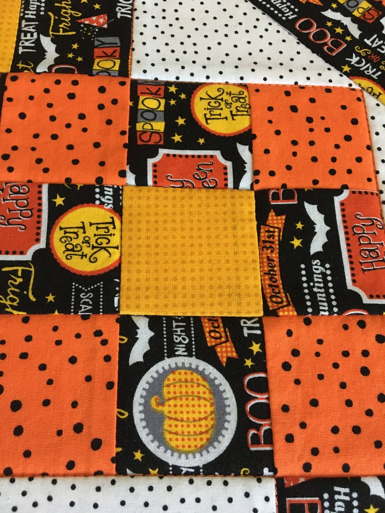 Enchanting Halloween Table Runner for Festive Gatherings main image 1