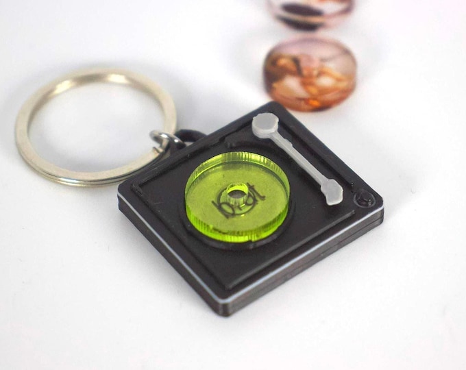 Personalised NFC Record Player Keychain – Tap to Play Your Song | Custom Music Lover Gift | Spotify Vinyl Keyring | Handmade UK