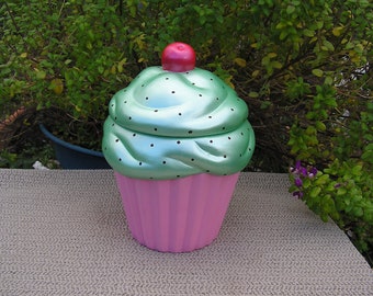 Ready--To--Ship   Shimmering Mint Chocolate Polka Dot Party Chip Cupcake Jar