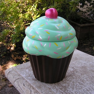 Mintaliscious Sprinkle Party Cupcake Jar